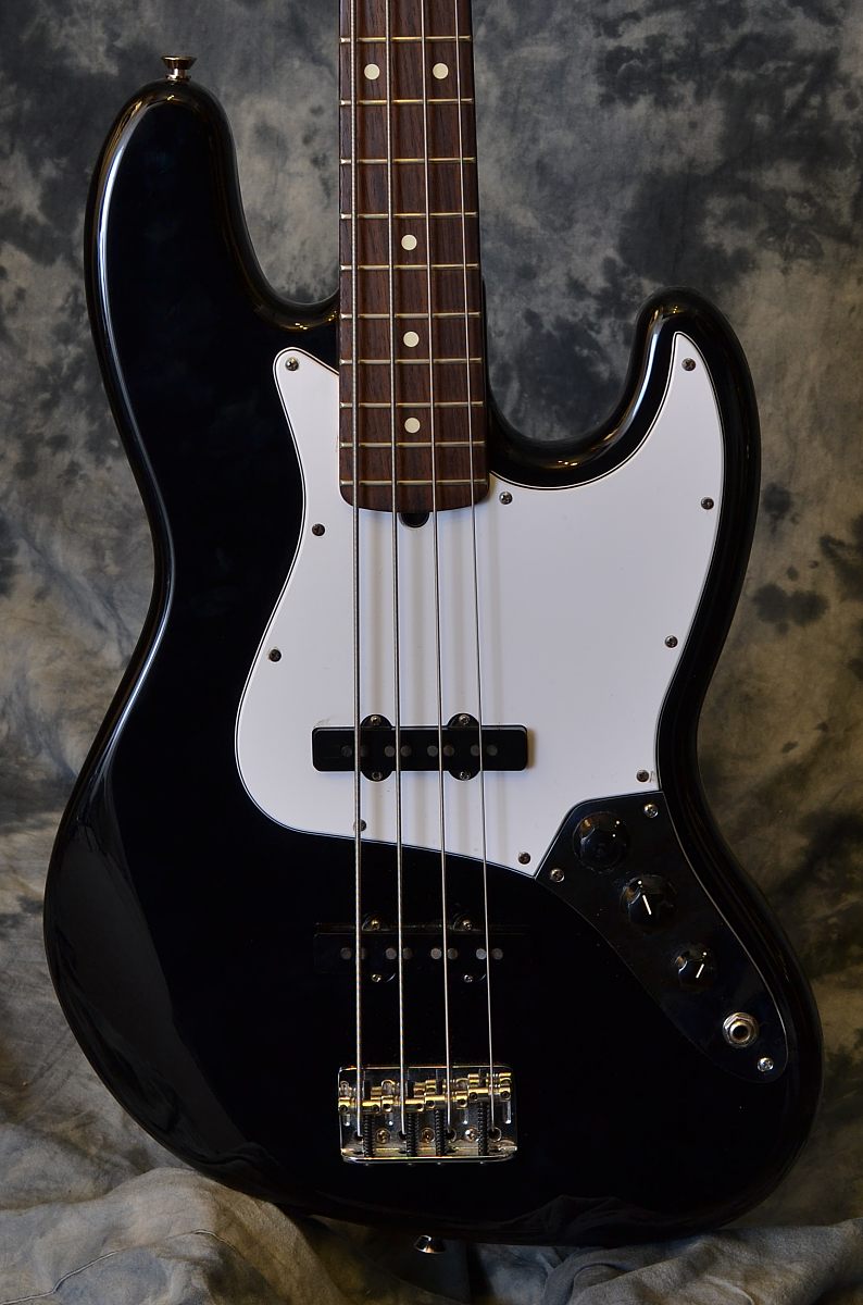Fender Jazz Bass 2004 | archive.12fret.com